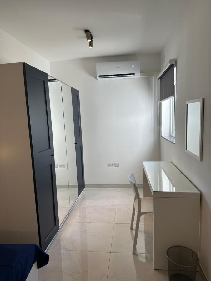 Sliema 2 Bedroom Penthouse Luaran gambar