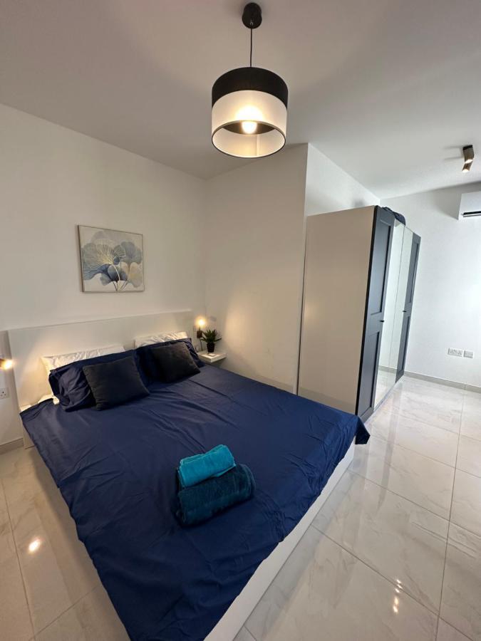 Sliema 2 Bedroom Penthouse Luaran gambar